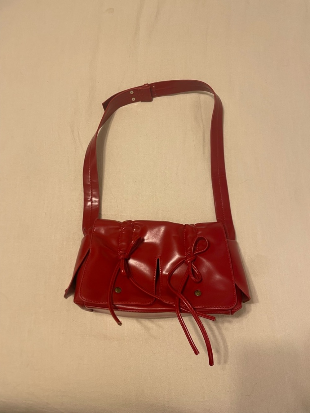 SHEIN Red Faux Leather Shoulder Bag with Bow-Tie Accents